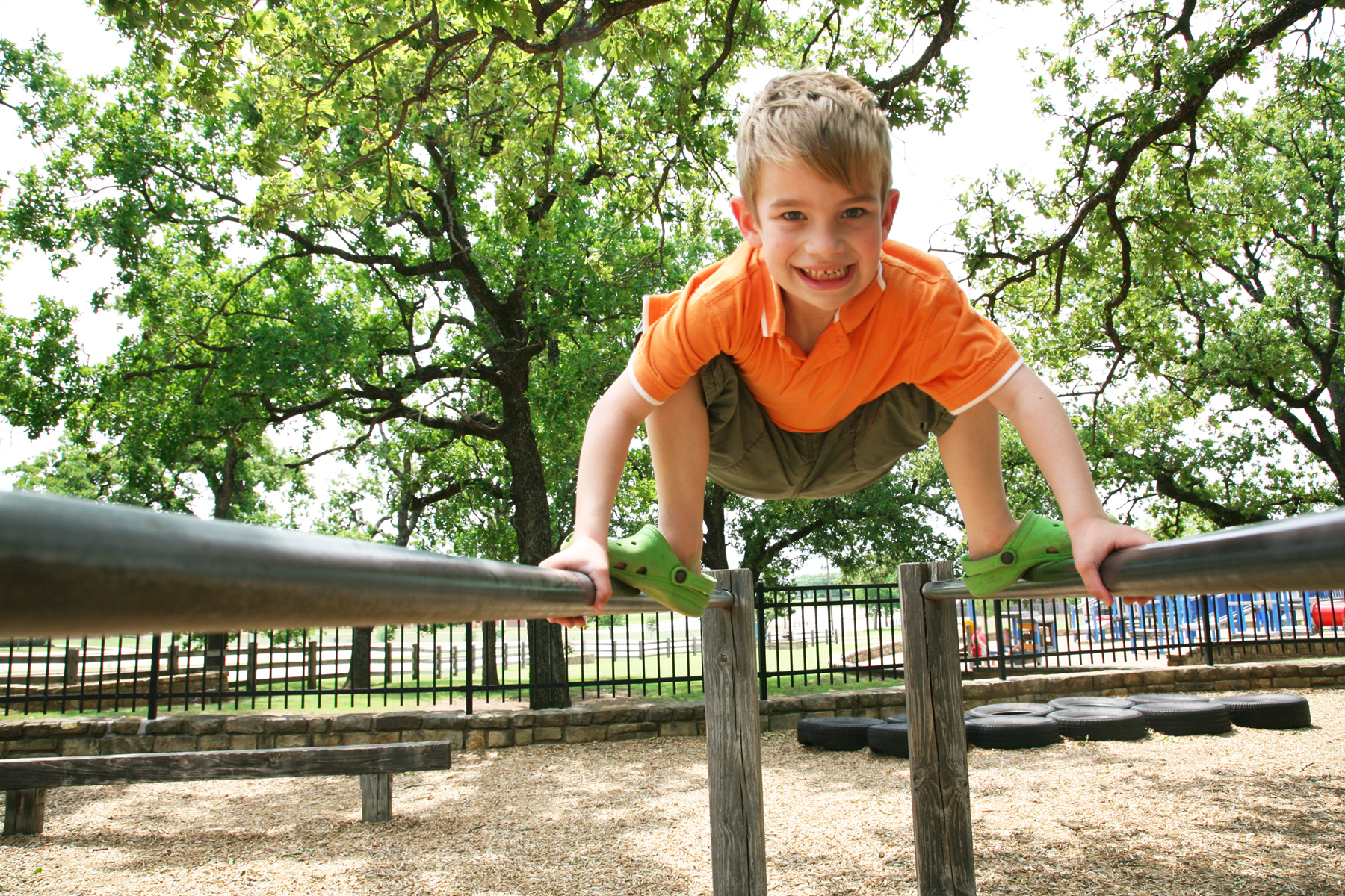 boy-on-bars